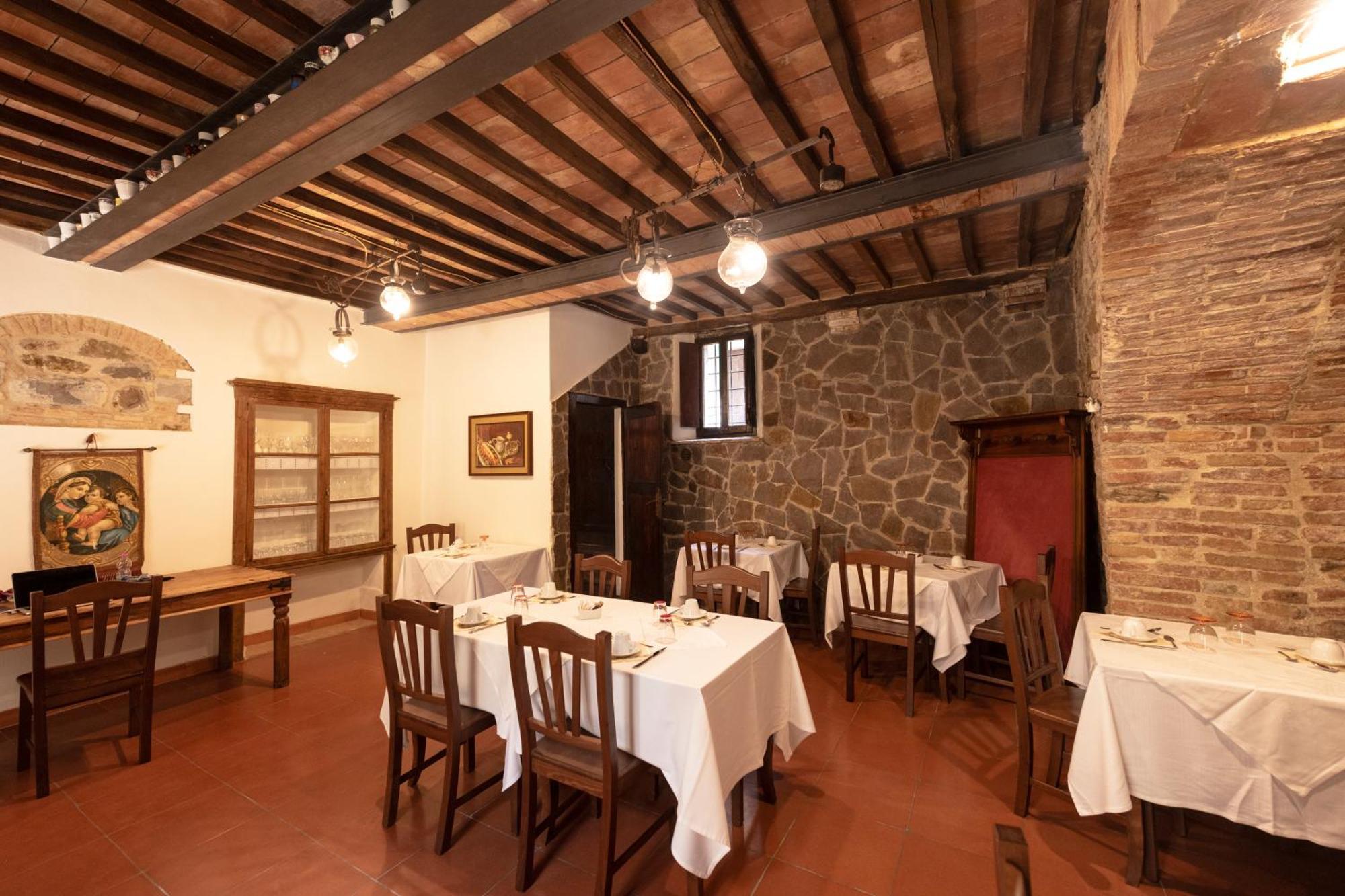 몬탈치노 Il Palazzo Del Cardinale B&B 외부 사진